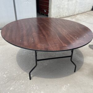 Round Folding Banquet Table